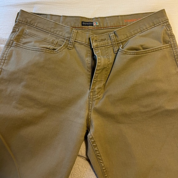 Docker’s Men’s Straight Fit Pants - Picture 3 of 8